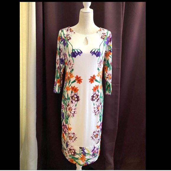 Monroe & Main Dresses & Skirts - Monroe & Main Floral dress 🌸🌺🌸